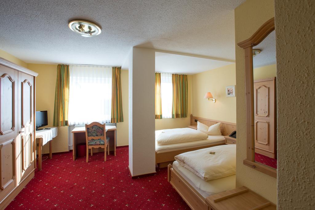 Hotel Bauer Garni Ingolstadt Habitación foto